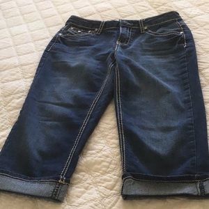 Gently used Earl Jean Capris size 4